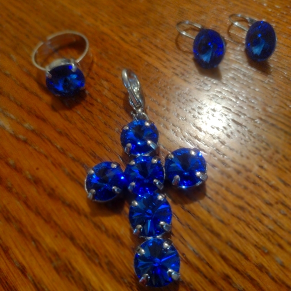 Blue swavorski set